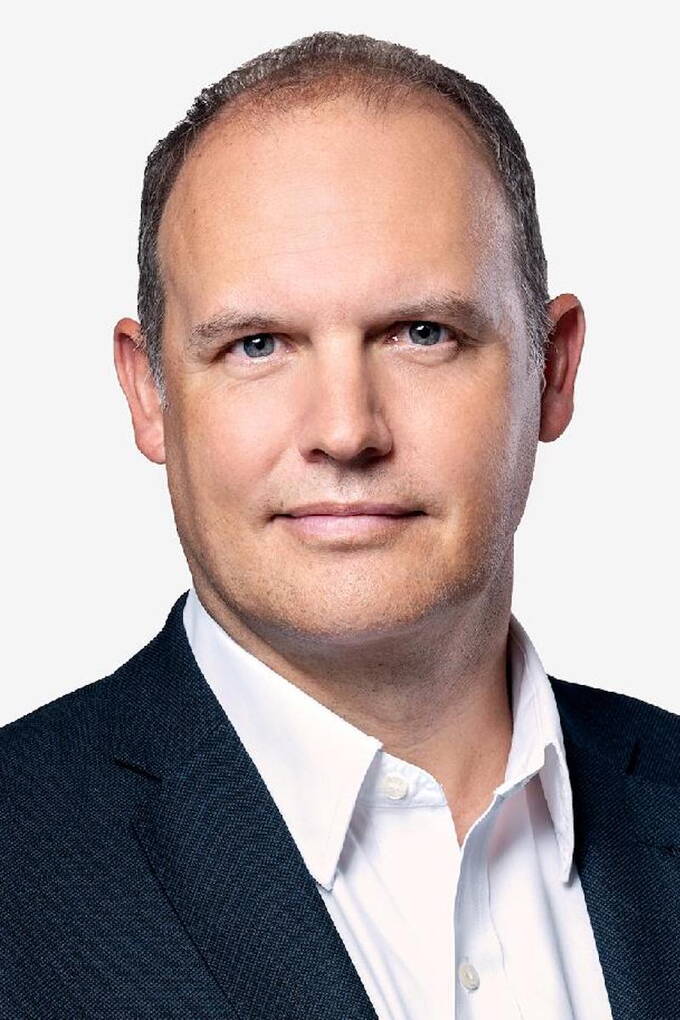 christen_bernhard.jpg christen_bernhard.jpg